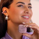 سماعة HUAWEI FreeClip 2 بلون بنفسج التوت في HUAWEI Experience Store